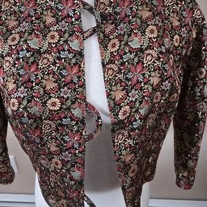 Vintage Tabestry Floral Cropped Jacket With 3/4 Sleeves